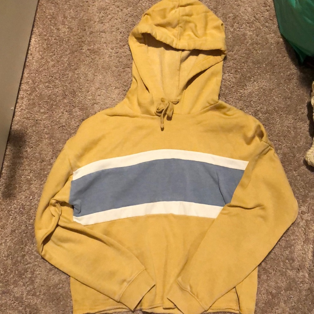 Size small cropped light weight hoodie